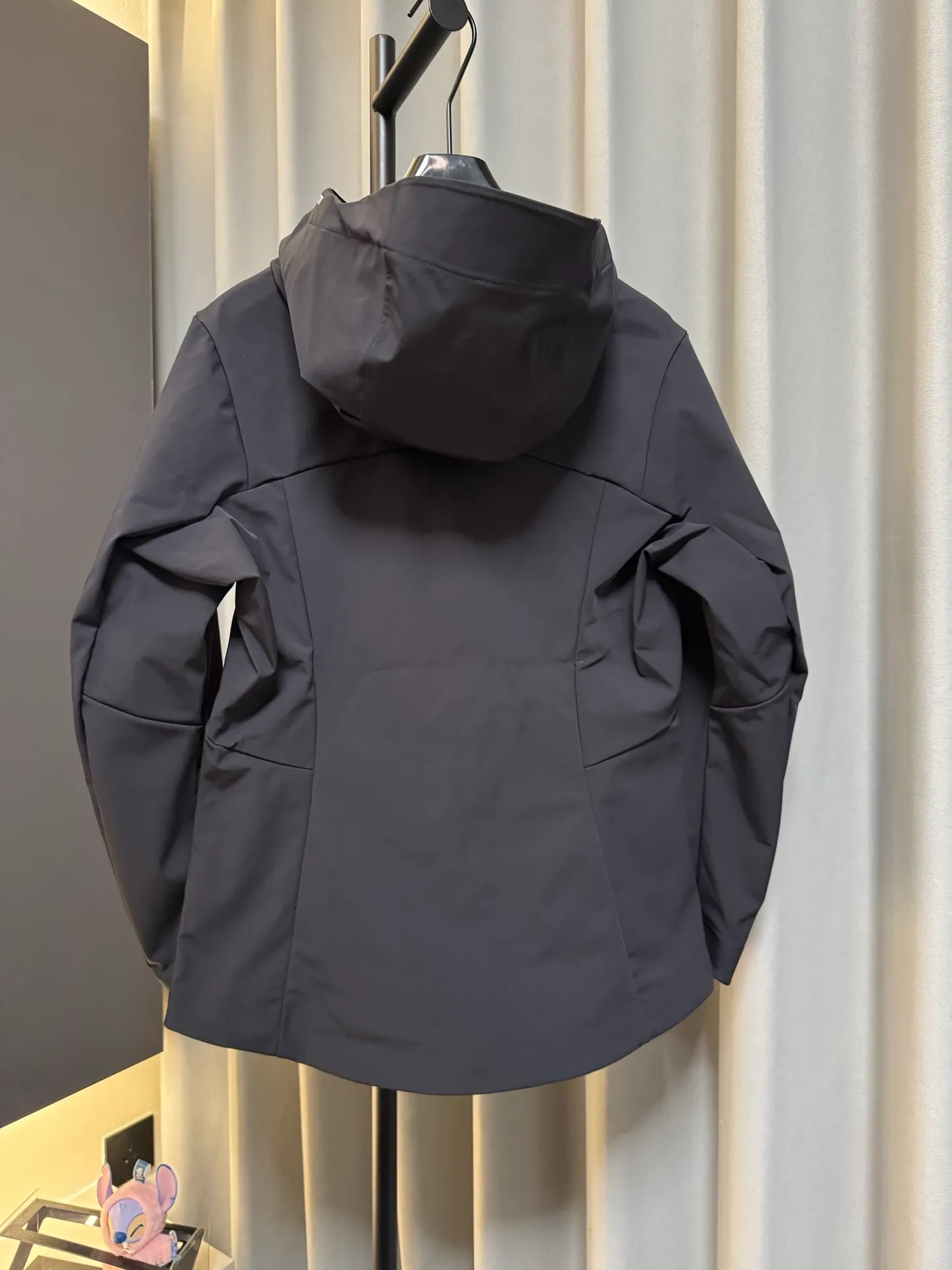 [Premium Replica] KOLON SPORT/Kolon 26Fw Autumn and Winter New Arrival Outdoor Soft Shell Jacket Women's Breathable Waterproof Windproof 3L TECHSHELL Soft Shell Magnetic Hooded Jacket (Black) Size: s/m/l/xl/xxl